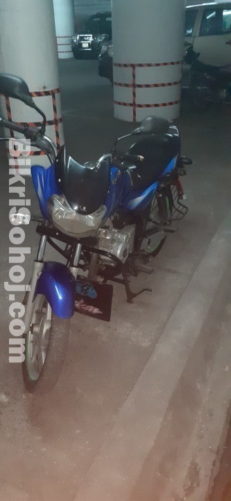 Bajaj Discover 125.Model 2016